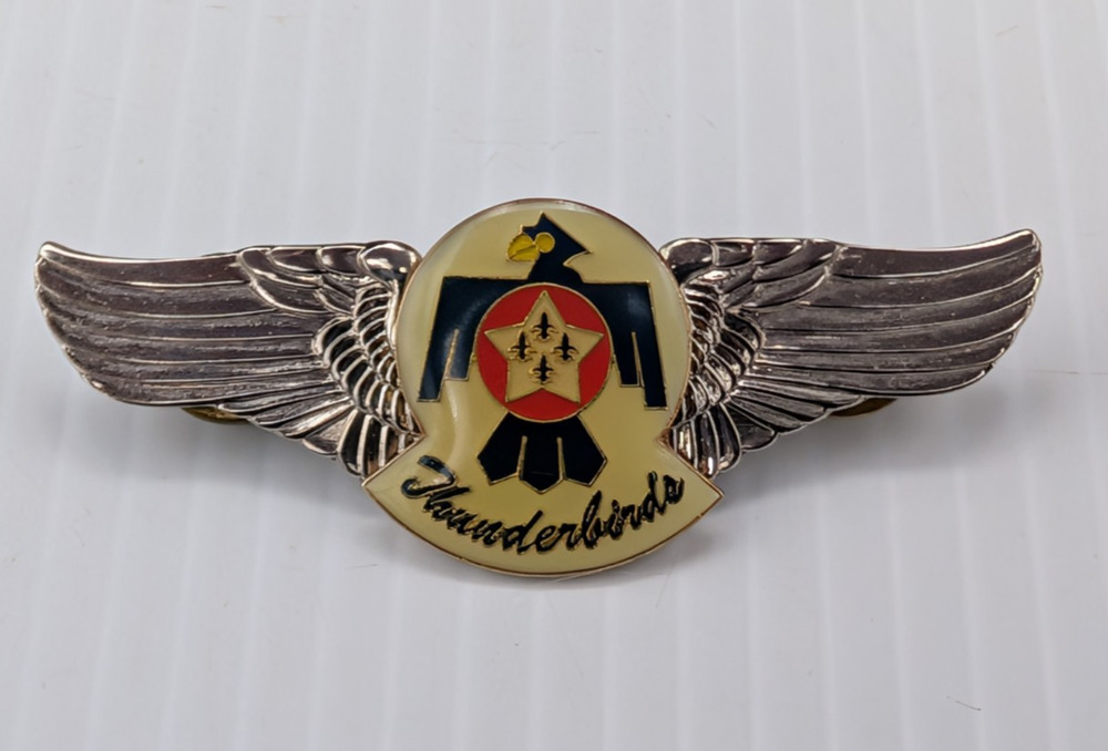 USAF Air Force Thunderbirds Falcon Pin Wings F 16